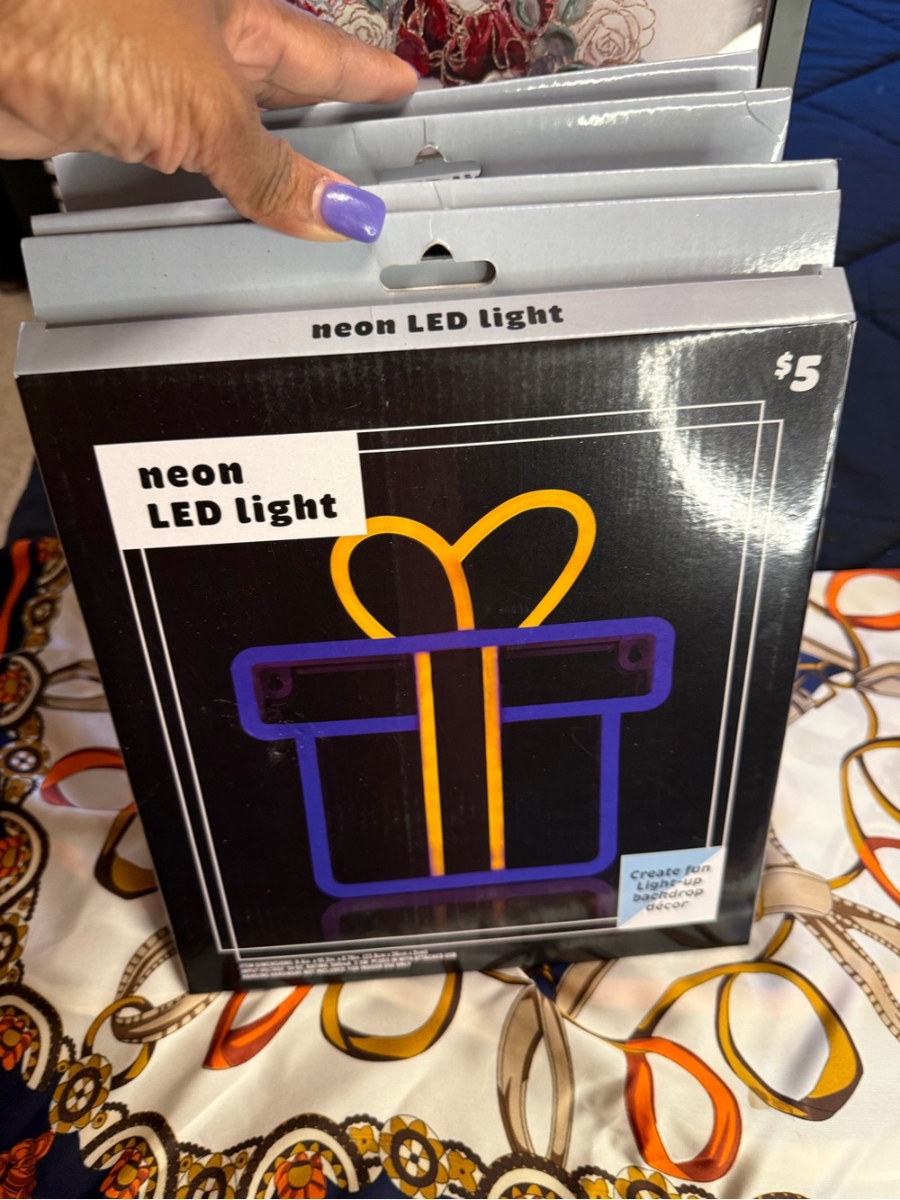 Set of 4 Gift Box Neon LED Lights – USB Powered | New in Box